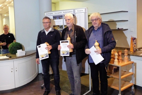 v.l.n.r.: 2. Thomas Pähtz, 1. Roland Fritz, 3. Hans Werner Ackermann; Foto: Wolfgang Jepp