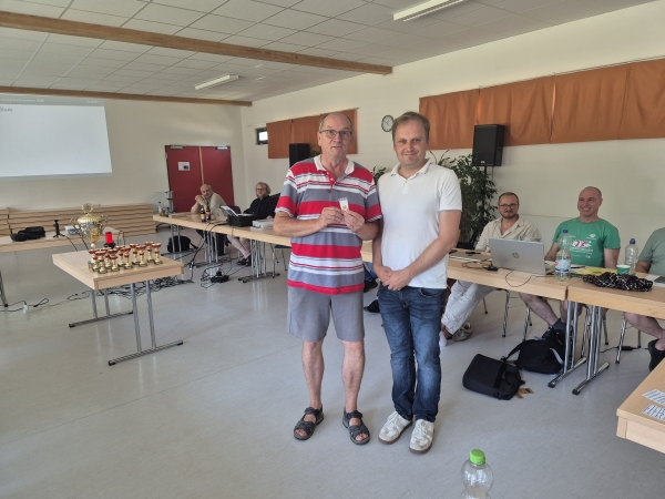 Ehrung vom Wolfgang Westphal (SSC Graal-Müritz); Foto: Sven Helms