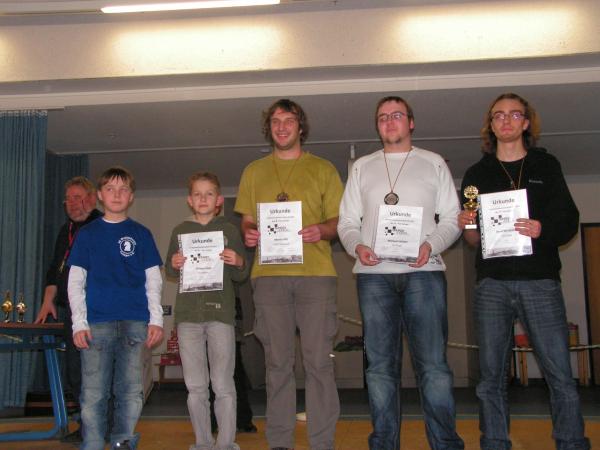 U25 - v.l.n.r.: 6. Florian Mauck, 4. Philipp Lange, 3. Martin Abt, 2. Michael Hollatz, 1. G. W.